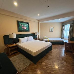 Executive Triple Room